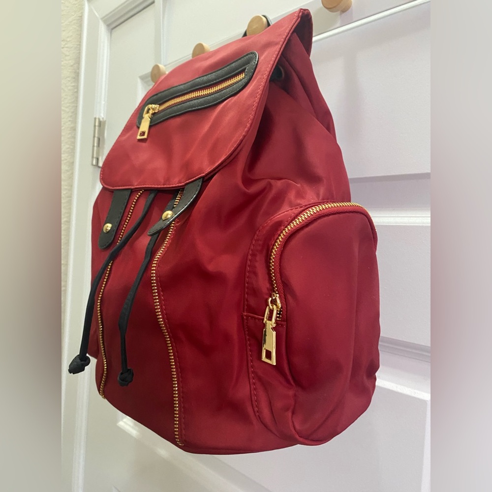 Olive Threadz Drawstring Bag - Picture 5 of 13